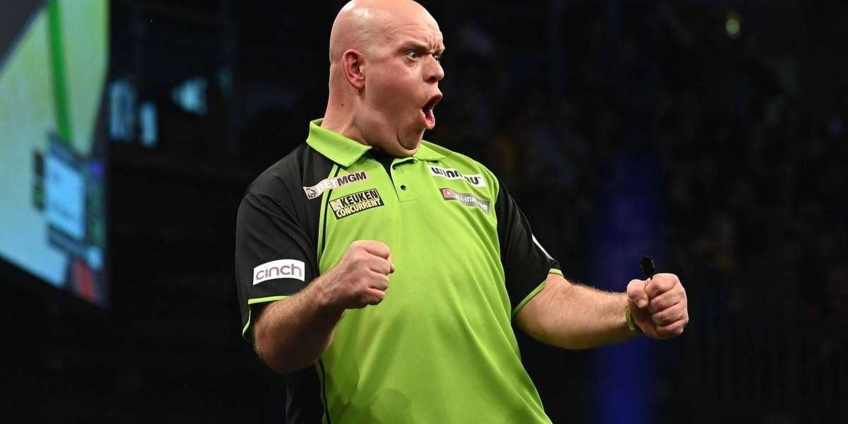 Starker Michael van Gerwen zieht ins Halbfinale in Dublin ein, Aspinall holt seine ersten Punkte