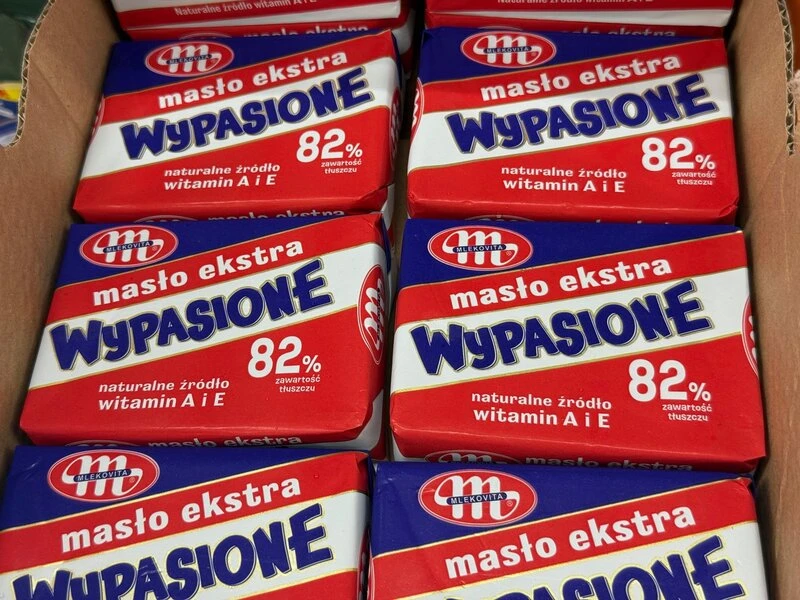 Biedronka zaczyna tydzień od rozdawania masła za damo. Brać może każdy, ale termin jest krótki