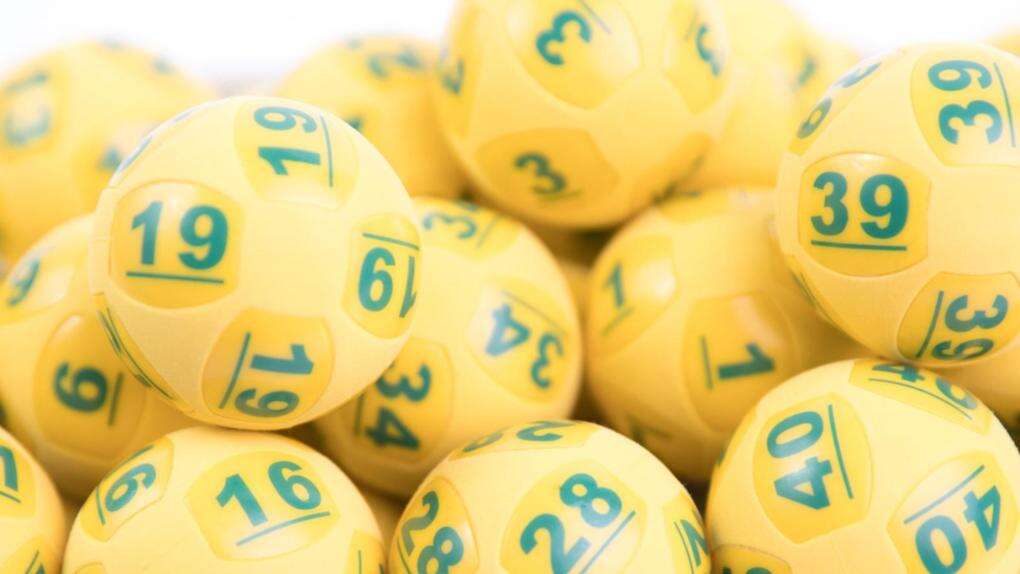 Two West Aussies pocket chunk of $3m Oz Lotto draw