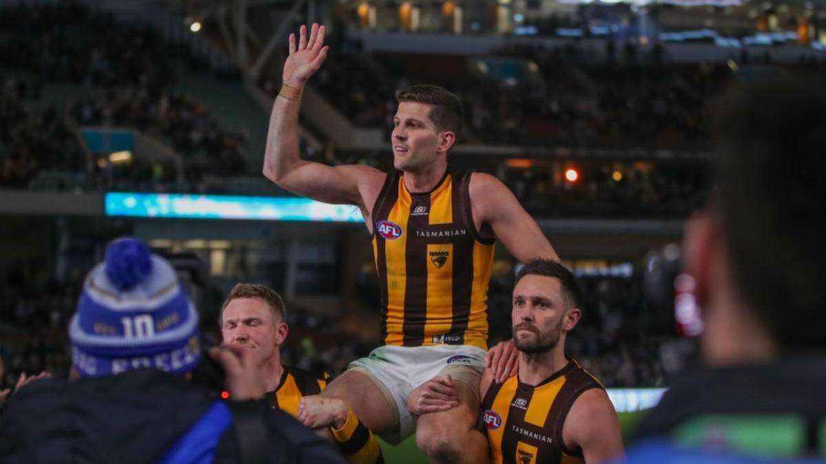 Hinkley told to act his age after ugly post-game spat