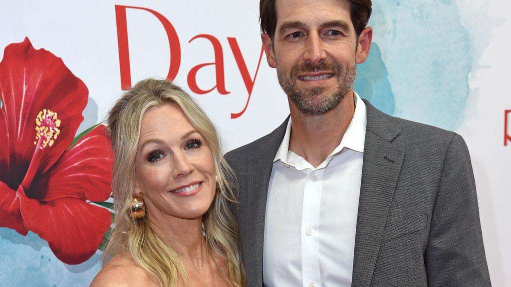 Jennie Garth reveals failed IVF attempts led to brief split from husband Dave Abrams