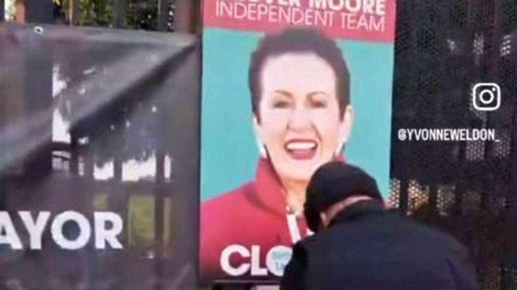 Mayor ‘sorry’ after election sign drama