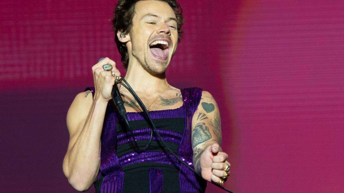 Harry Styles ‘set to headline Glastonbury 2025’