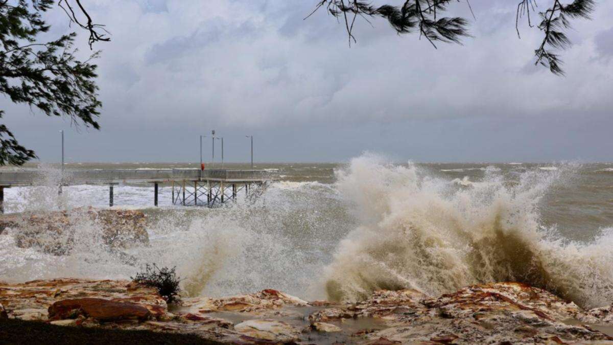 Australians shiver through an unseasonal change