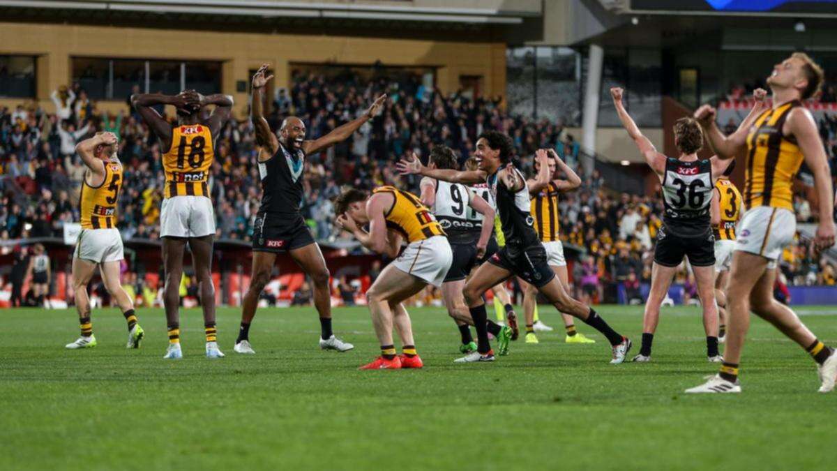 What was said about Port coach Hinkley's spray at Hawks