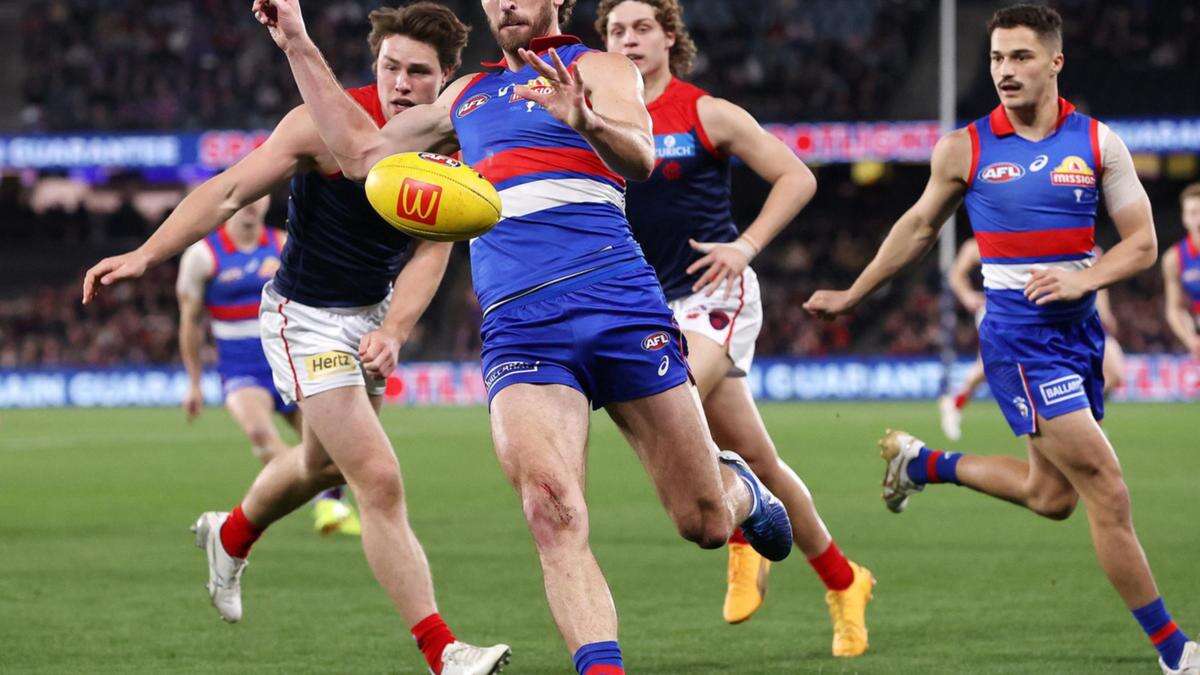 Bont blitz puts Dogs’ top-four dream closer to reality