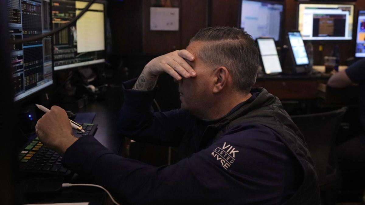 US stocks drop, Nasdaq confirms correction