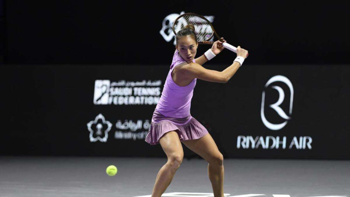 Zheng defeats Krejcikova to reach WTA Finals showdown