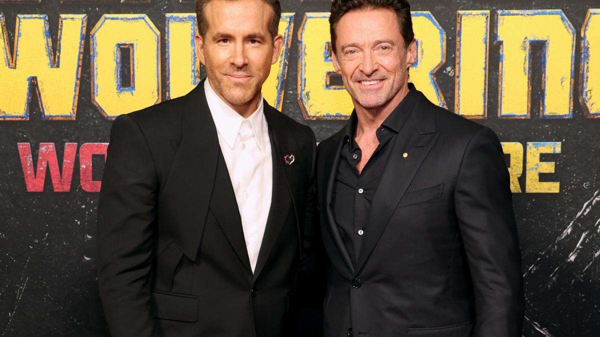 Ryan Reynolds wants to host Oscars with Hugh Jackman