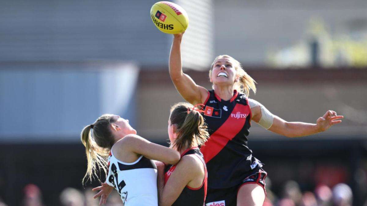 Essendon defender Morcom relishes AFLW-AFL juggle