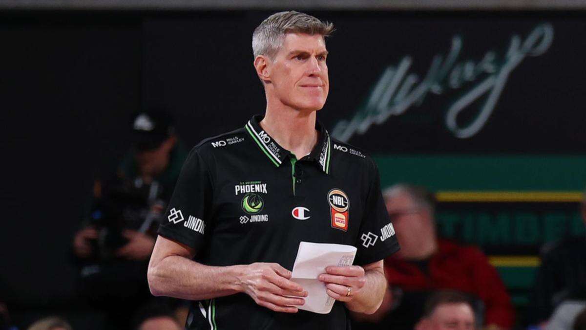 Phoenix believe NBL season alive after axing coach