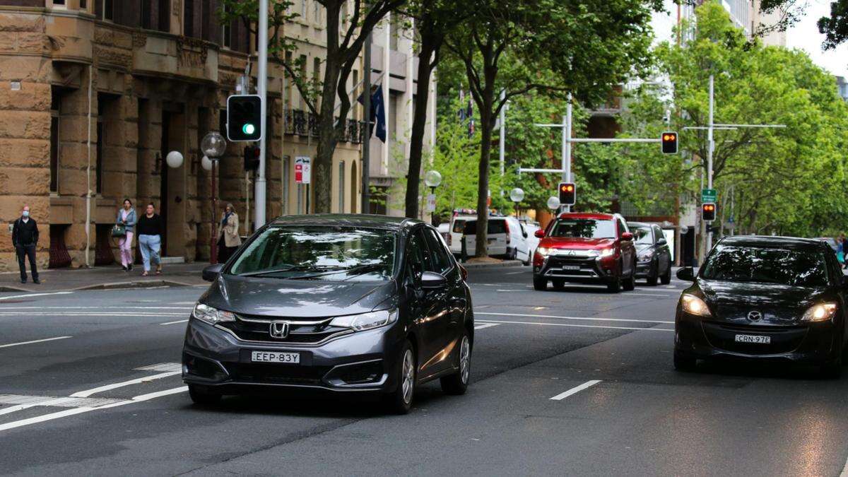 Drivers face $300 fine over trend