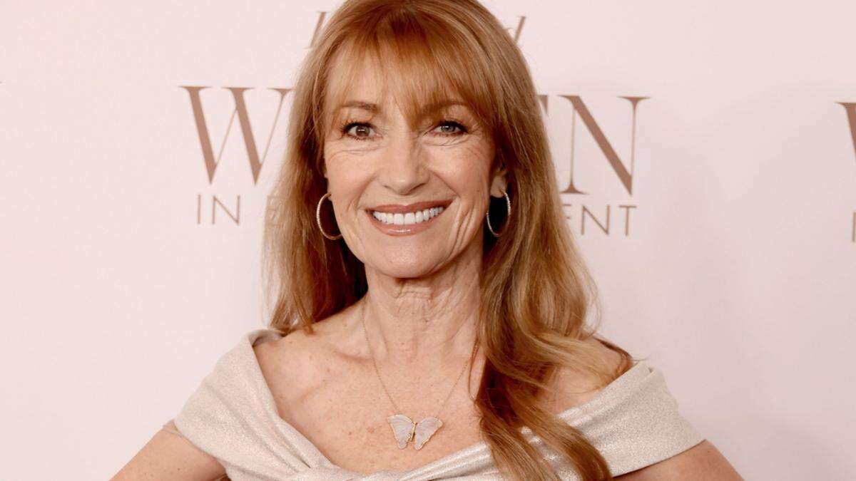 Jane Seymour urges older actresses not to 'give up' and to stay 'authentic'