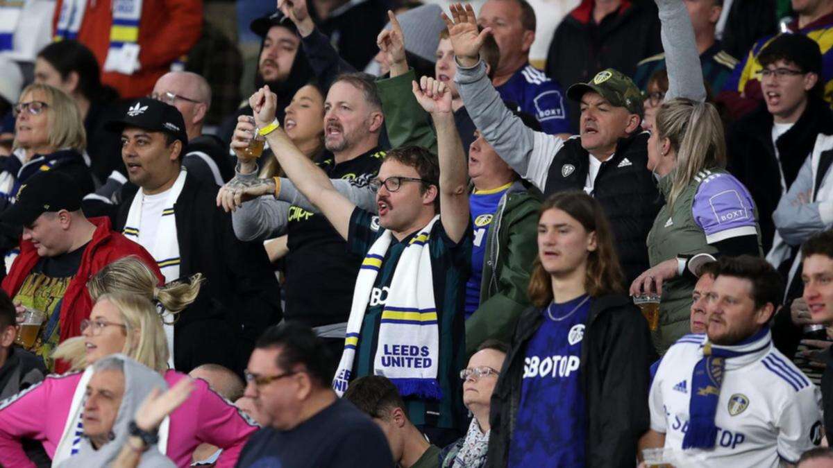 Leeds back on top of Championship after win over Luton