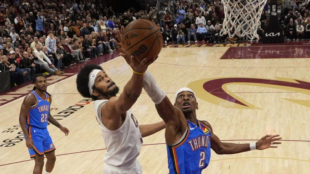 Cavaliers topple Thunder in match-up of NBA's top teams