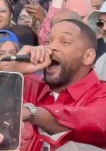 Will Smith rocked London with a surprise street performance