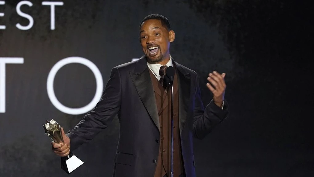 Will Smith would consider playing Obama on screen