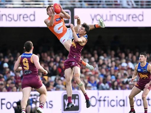 Lions feel the Payne as Giants hit target