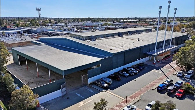 Former Bunnings site up for sale