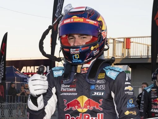 Feeney snags double Darwin pole as teammate struggles