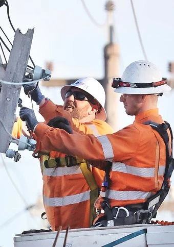 Power cut leaves nearly 4800 Geraldton customers in the dark