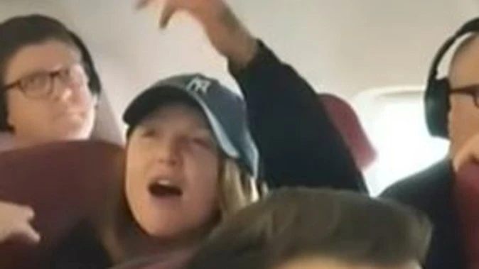 Wild reason woman gets kicked off flight