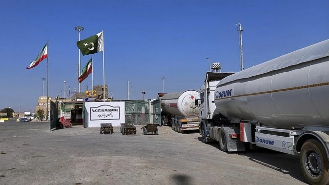 Shares slip, oil rises as investors weigh Iran outcomes