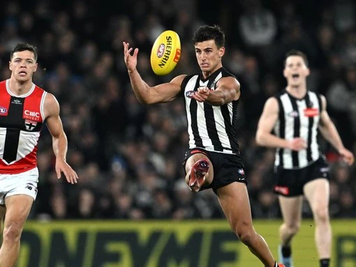 'Two sets of rules?' - Saints query free kicks