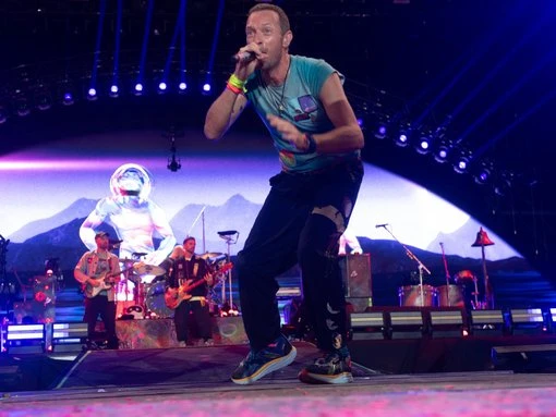 Coldplay to re-release nine albums on records made from recycled plastic battles