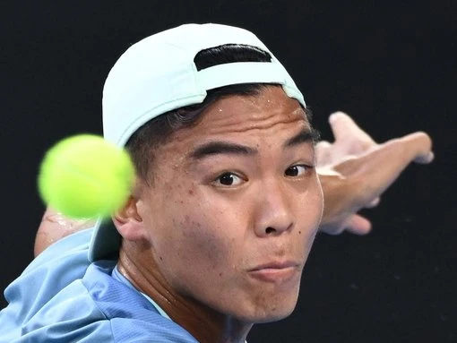 Four march on, two fall, as Aussies aim for Wimbledon