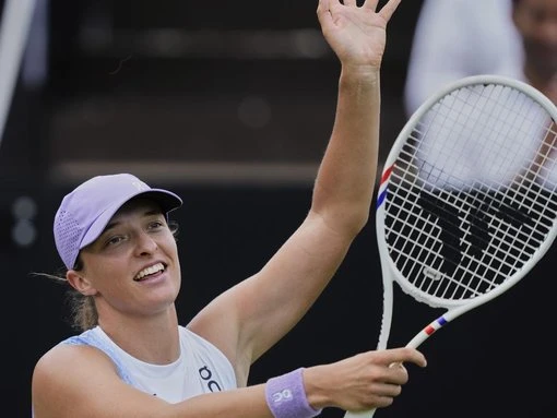 Perfect timing: Swiatek set for first grass-court title