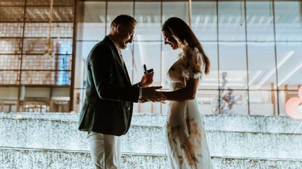 Olympic legend gets engaged at luxury Dubai hotel