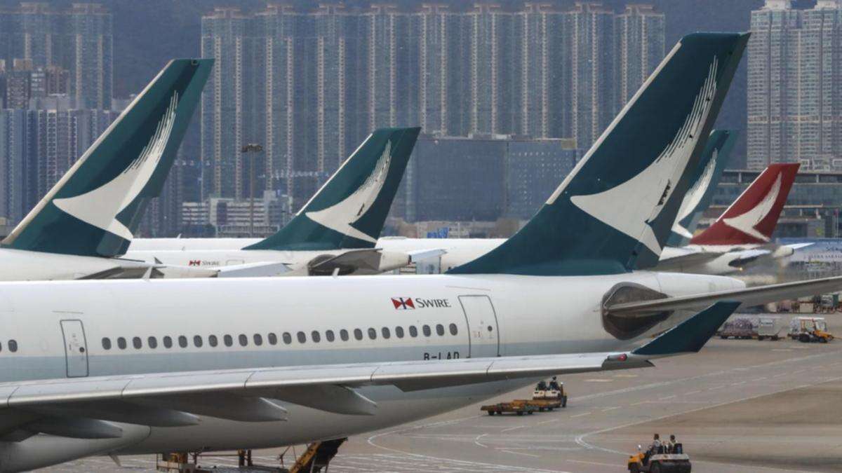 Cathay Pacific grounds planes after engine problem