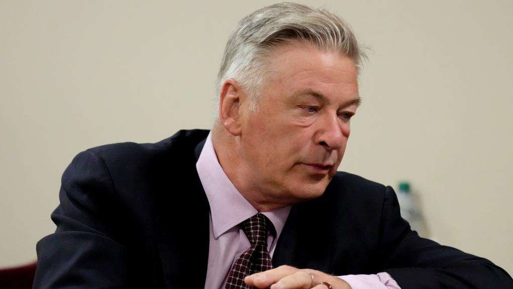 Prosecutor calls for Alec Baldwin involuntary manslaughter charge to be reinstated