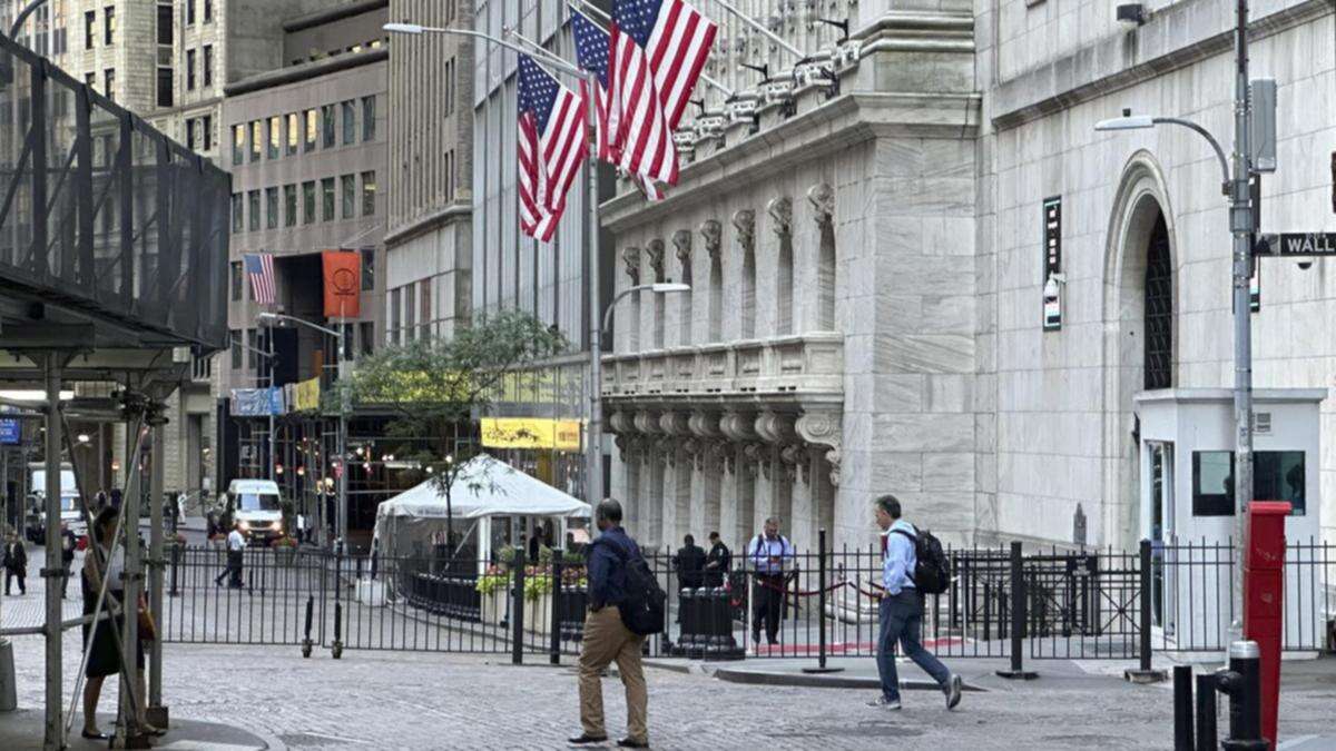 Nasdaq, S&P 500 rise on soft producer inflation data