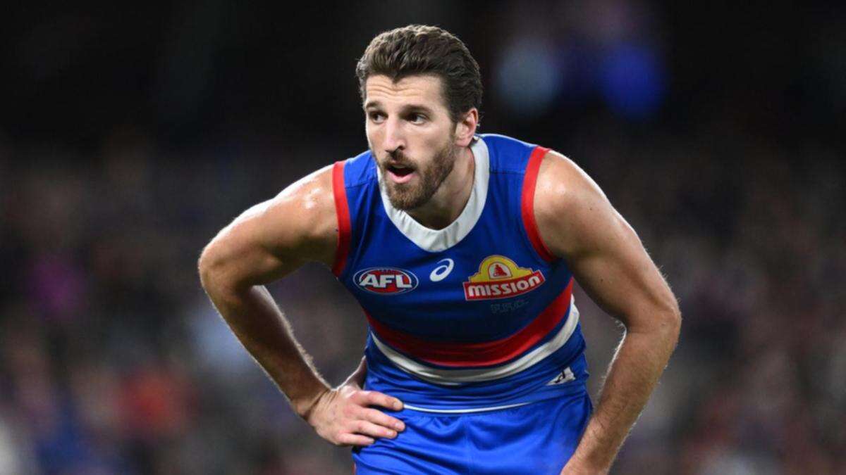 Sick Bontempelli fit to face Dockers: Bulldogs coach