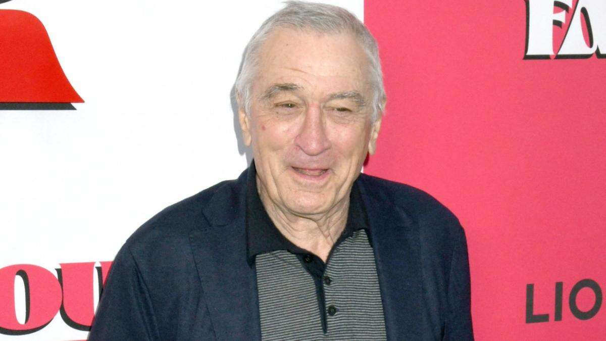 Robert De Niro blames himself for not knowing enough about comedy to pull off future Oscar-winning role