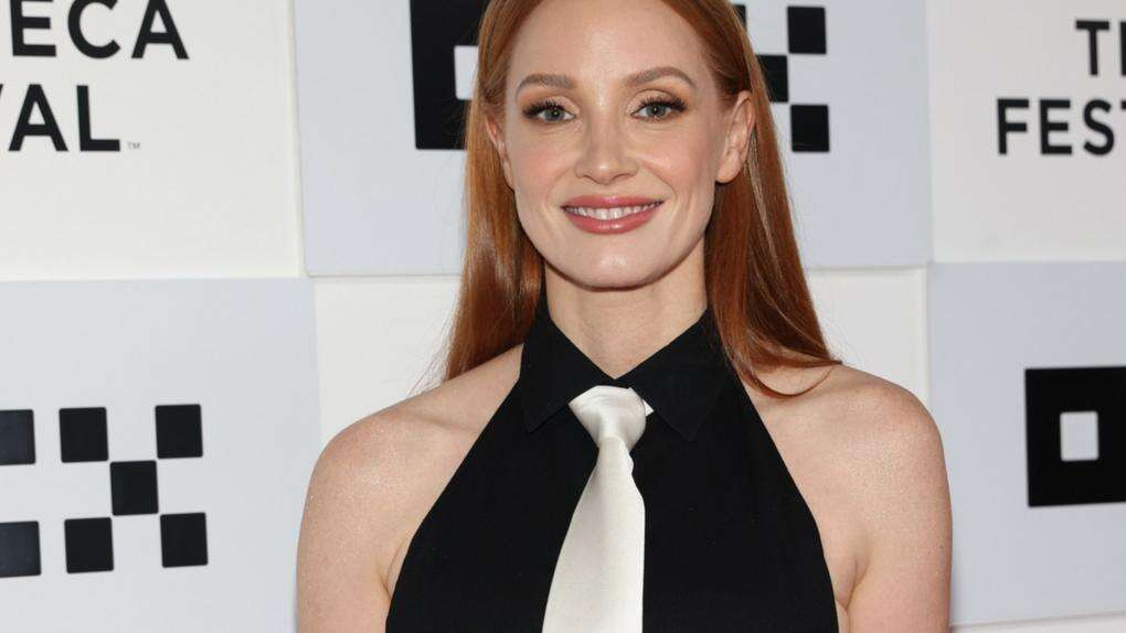 Jessica Chastain's skin looks 'better' if she follows this bizarre tip