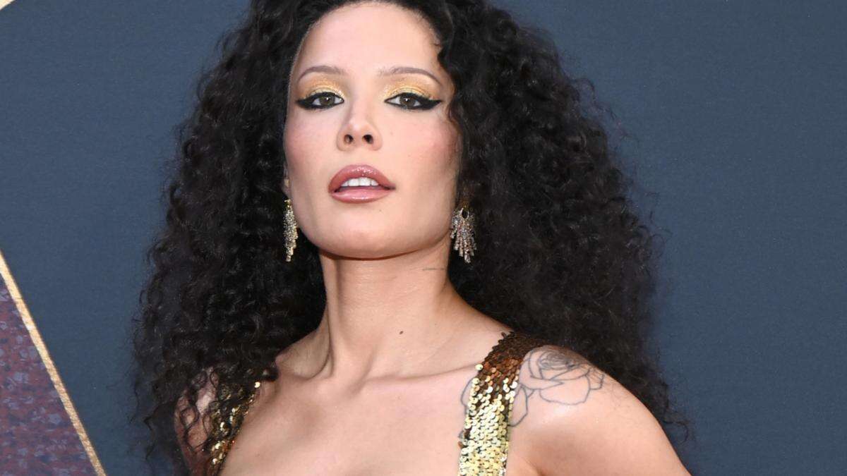 Halsey announces 'confessional' album The Great Impersonator