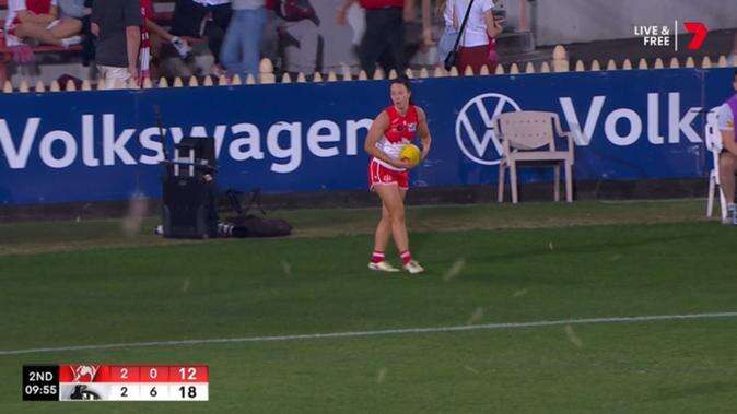 Season-opening AFLW clash ‘invaded’ by insects