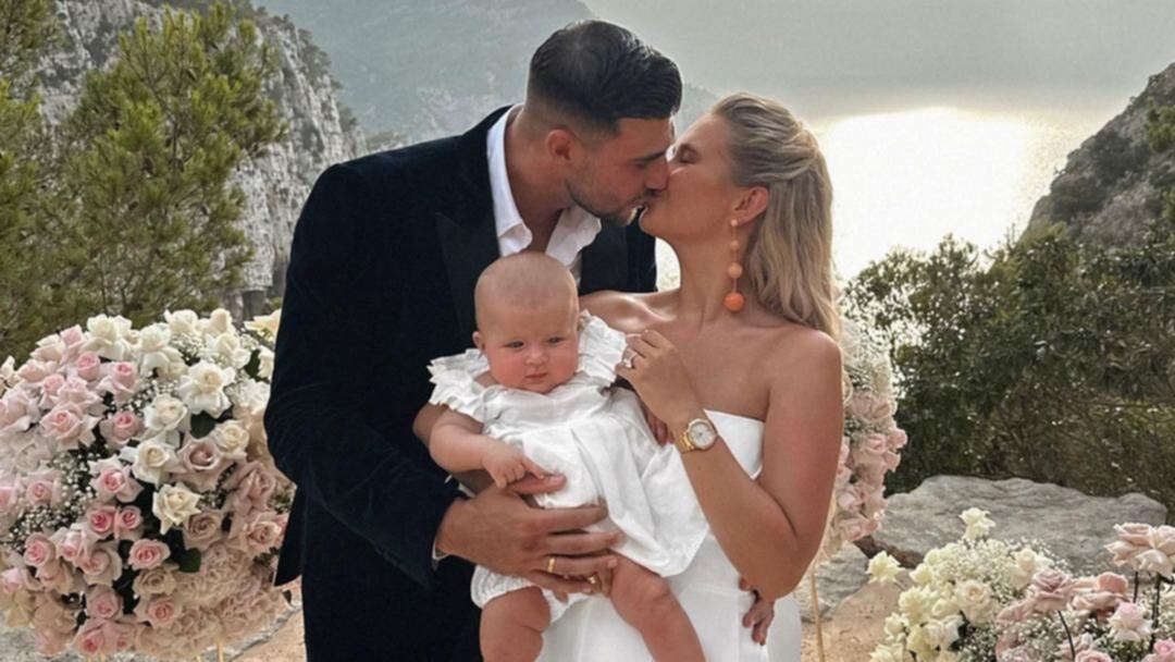 Woman Tommy Fury accused of kissing CONFIRMS infidelity