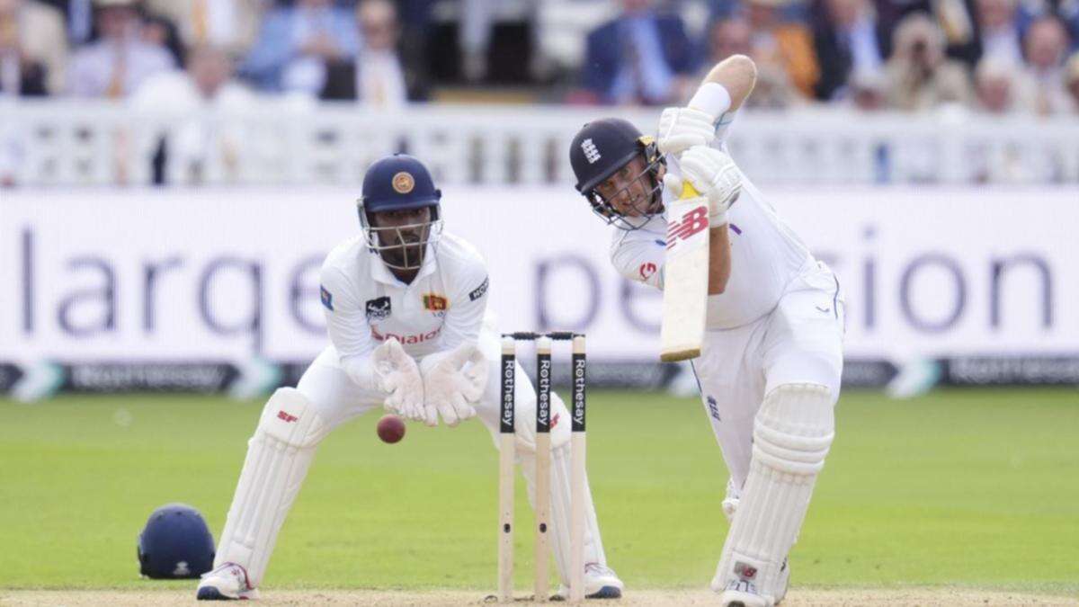 England pile on runs in second Test against Sri Lanka