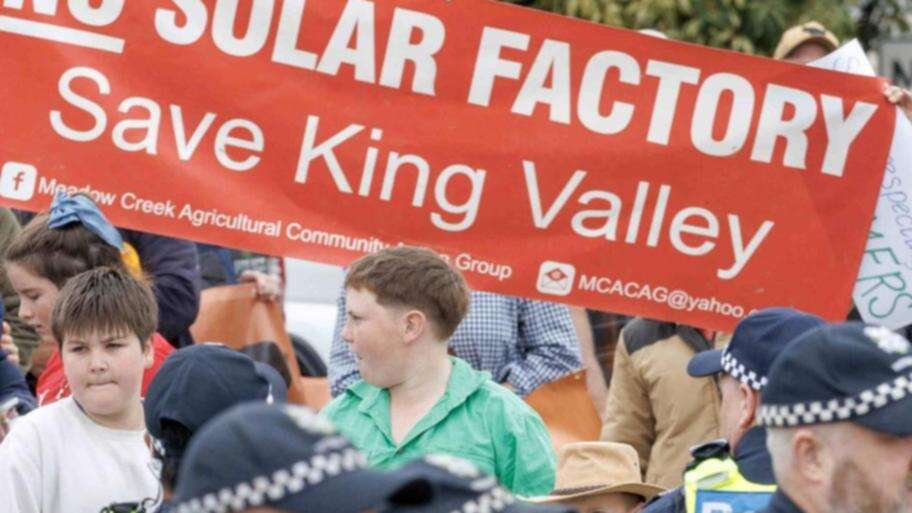 Farmers mass protest outside premier’s lunch