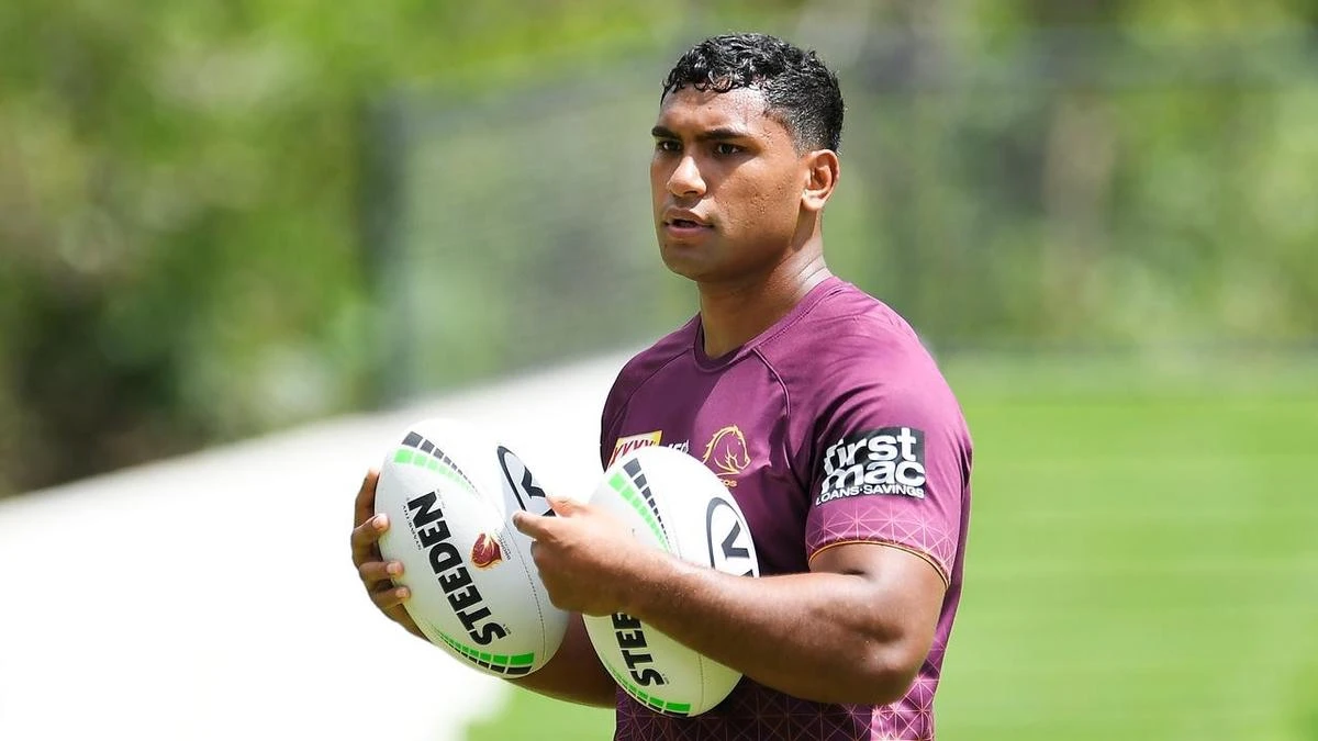 Walters, Bellamy talks fire Pangai's NRL return quest