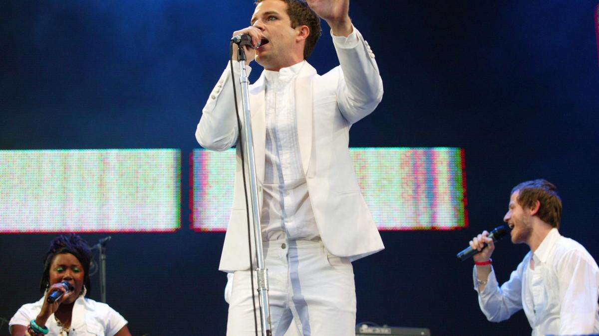 The Killers hit Mr Brightside breaks Wonderwall record 20 years after release