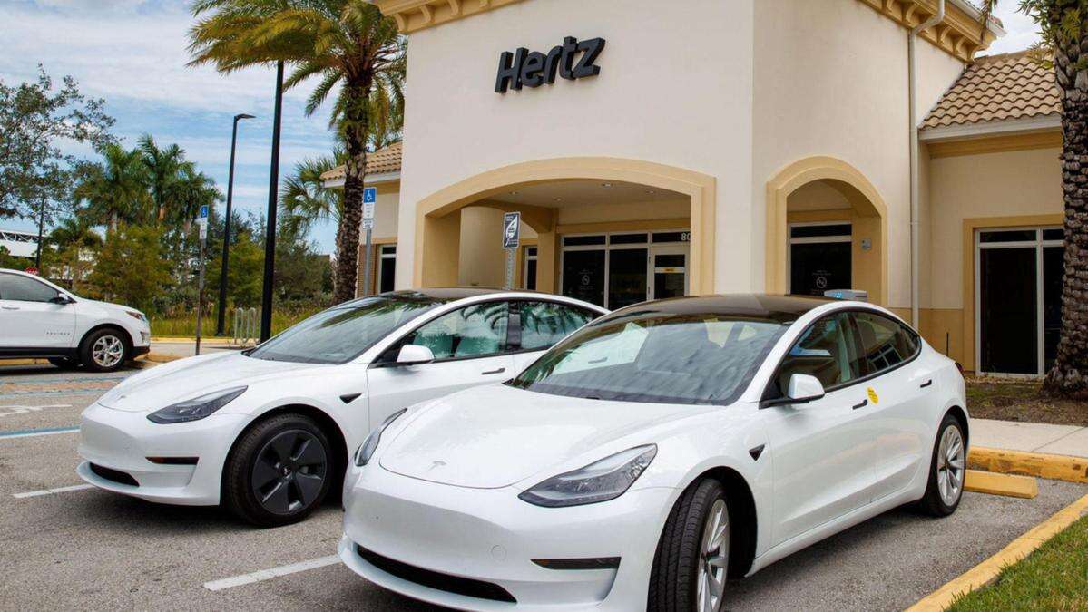 Hertz charges Tesla renter for more than $400 of petrol