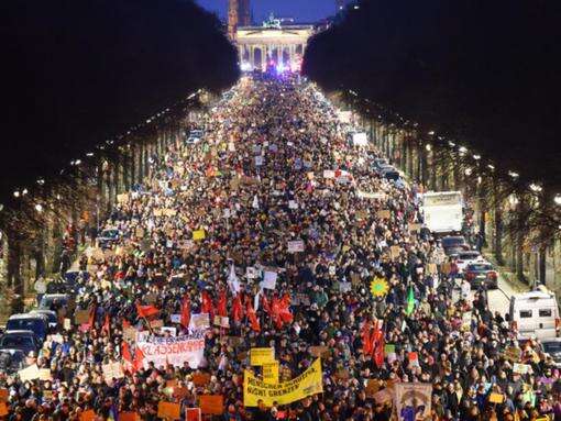 Thousands protest against Germany's shift to the right