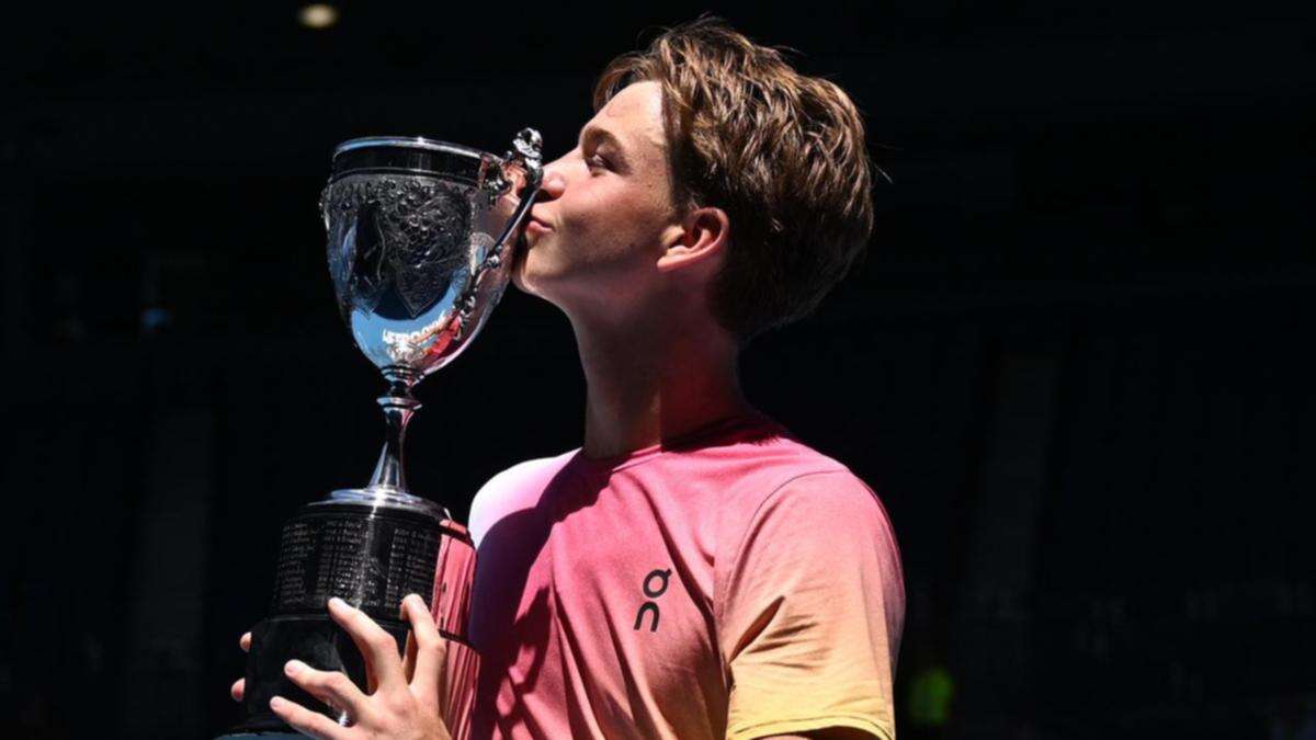 Another Swiss star surfaces with junior title triumph