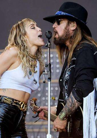 Billy Ray Cyrus congratulates daughter Miley Cyrus on Grammy win amid family drama