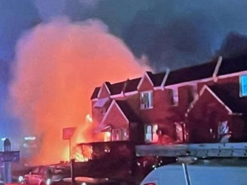 Shopping mall, houses on fire as plane crashes and explodes